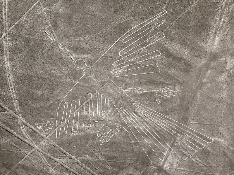 Die Nazca-Linien in Peru: Riesige Bodenzeichnungen als astronomisches Rätsel