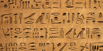 Hieroglyphen entziffern – der Schlüssel zum alten Ägypten